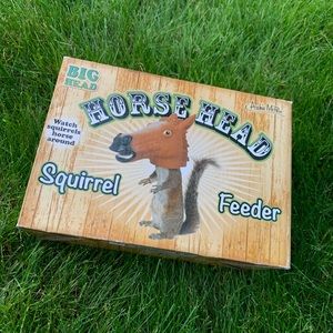 🐴 BIG HEAD Horse Head Squirrel Feeder 🐴